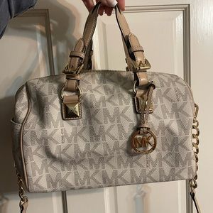 Michael Kors White Monogram Vintage Discontinued Shoulder Bag Round Tote Fullzip